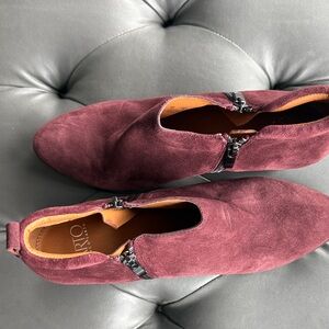 Franco Sarto Burgundy Suede Ankle Booties